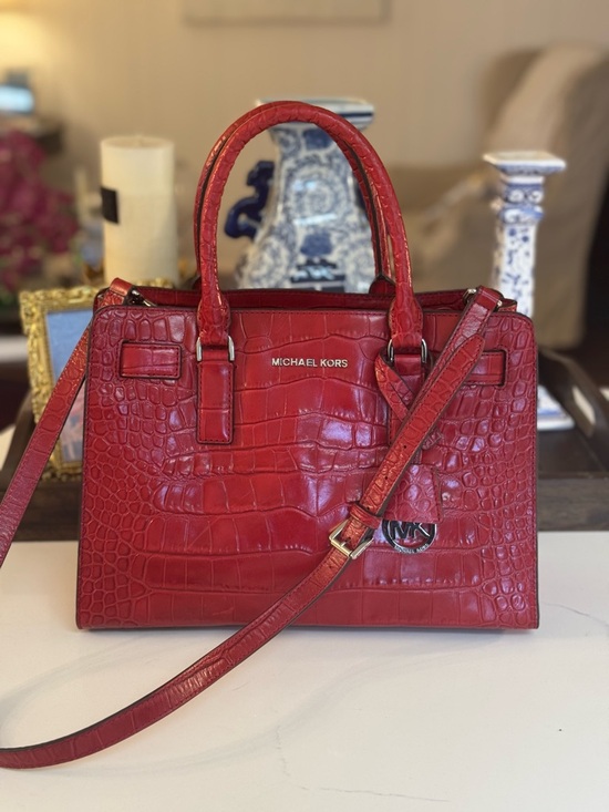 Michael Kors Handbags - ❤️ MICHAEL KORS DILLON RED MEDIUM LEATHER CROCO EMBOSSED SATCHEL!